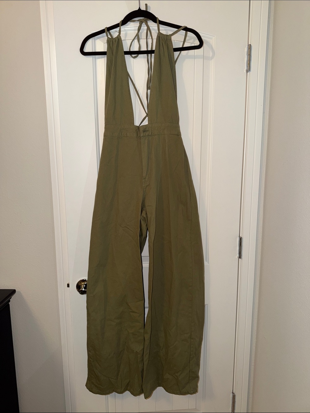 SHEIN Olive Halter Wide-Leg Jumpsuit